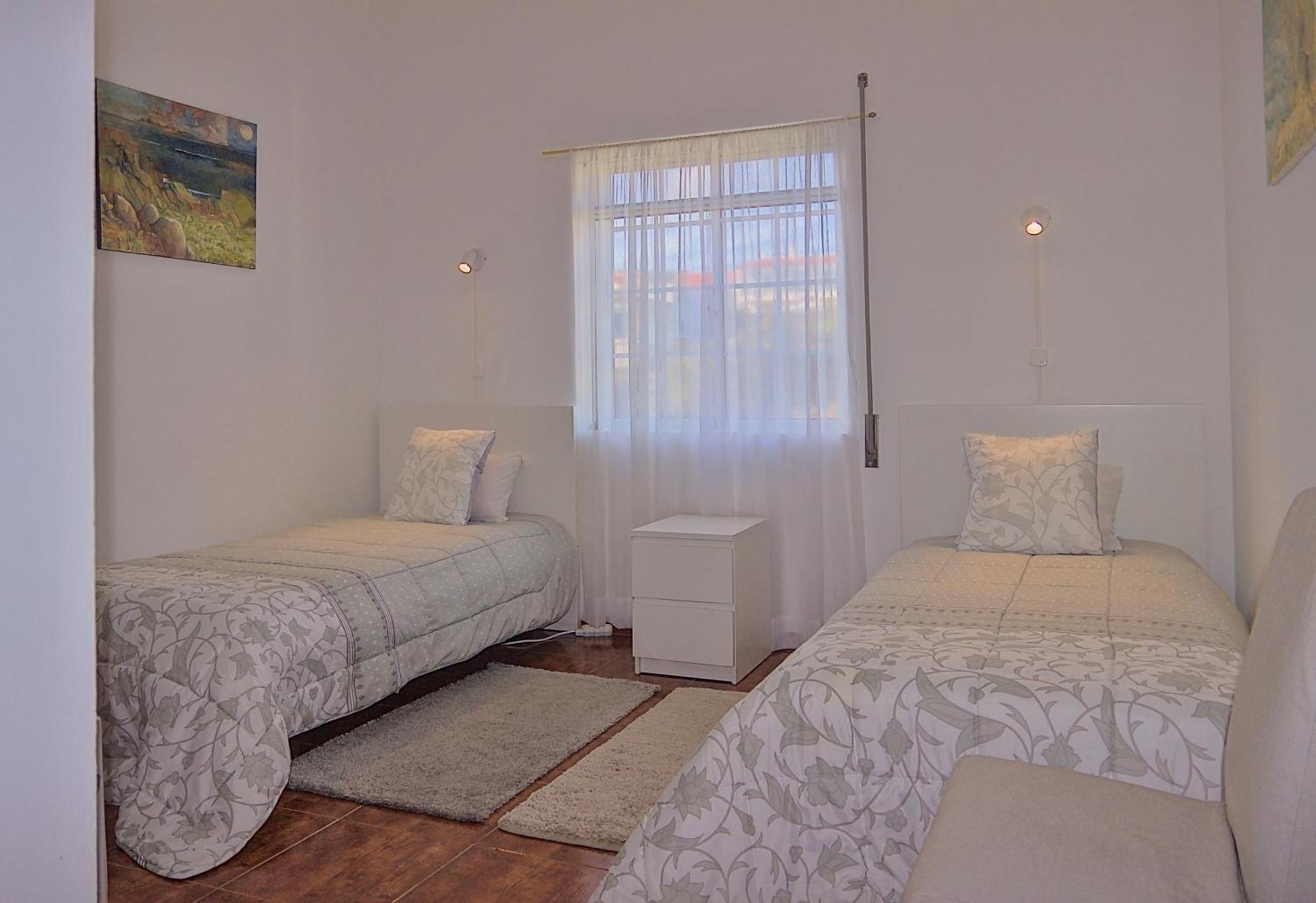 Porto Martins Bay Apartments Al Room photo