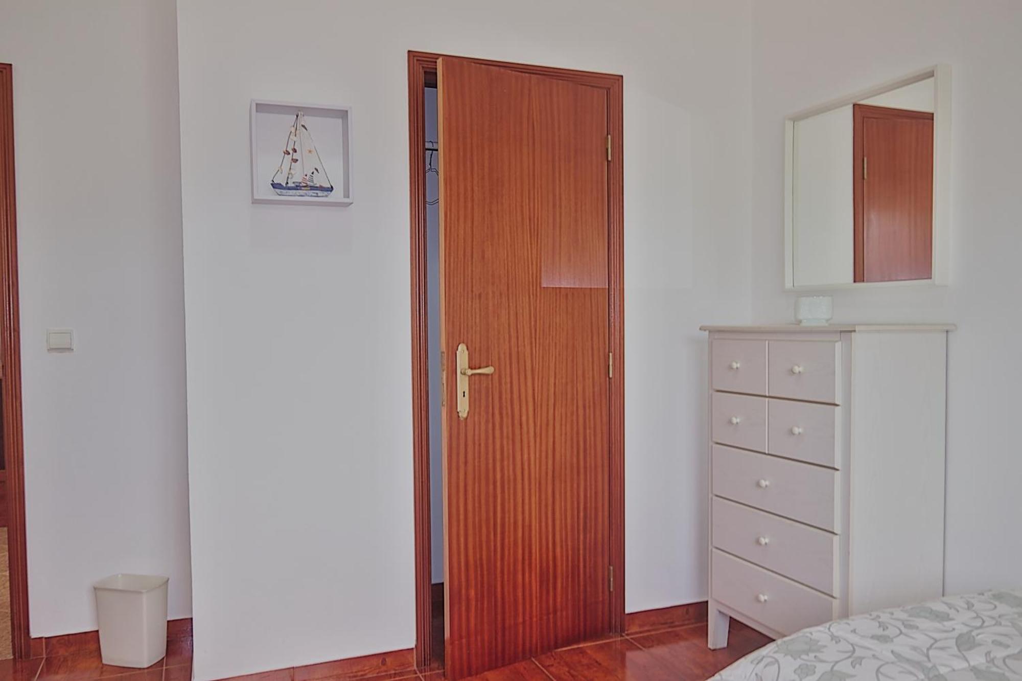 Porto Martins Bay Apartments Al Room photo
